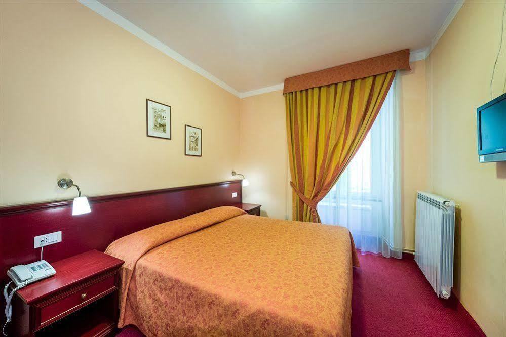Hotel Boccascena Gênes Extérieur photo